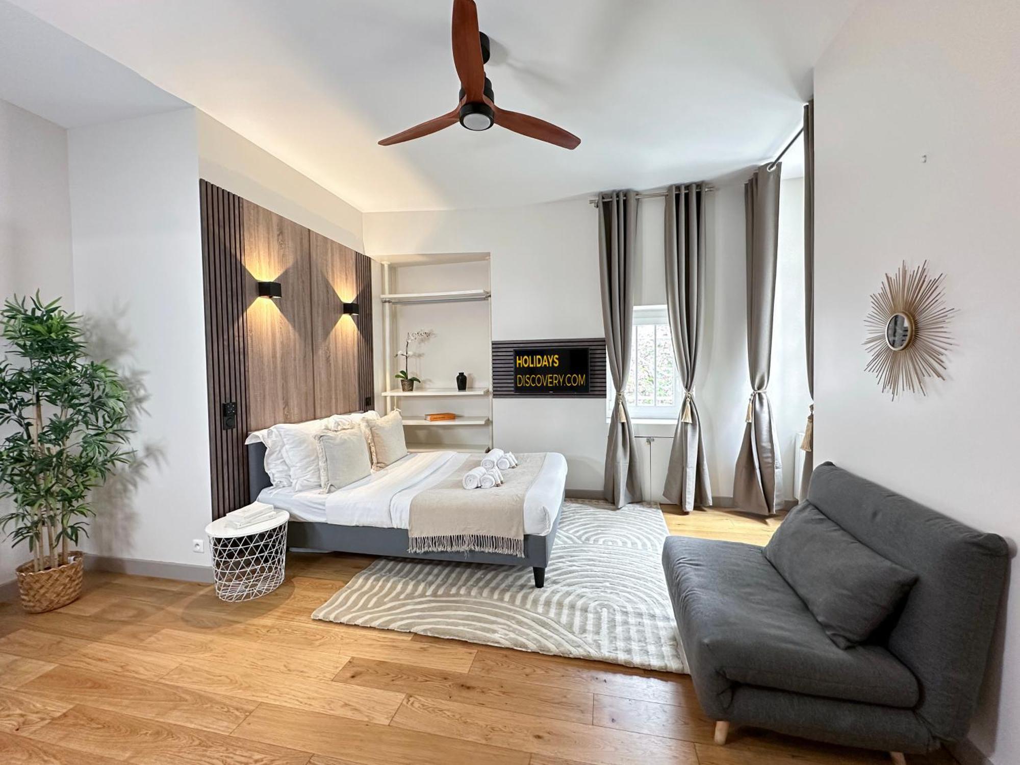 Апартаменты Spacious Studio In Saint-Germain-Des-Pres Париж Экстерьер фото