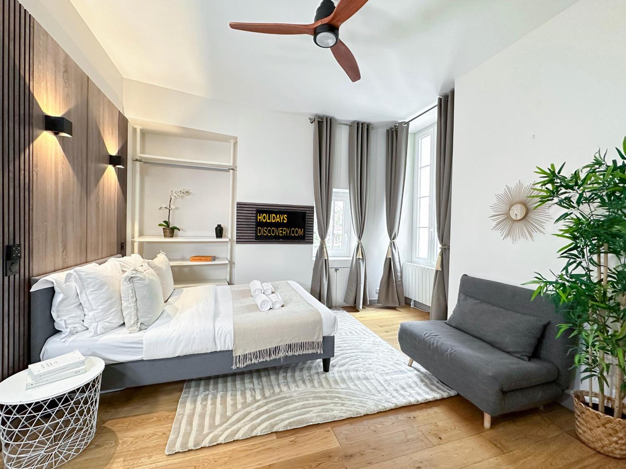 Апартаменты Spacious Studio In Saint-Germain-Des-Pres Париж Экстерьер фото